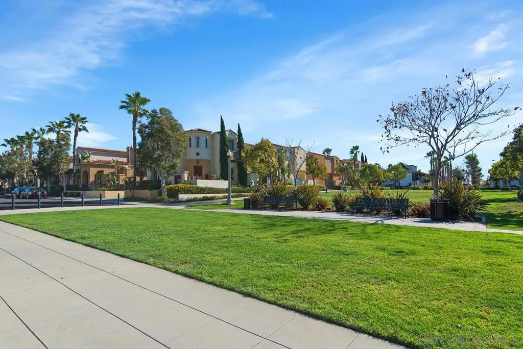 2760 Farragut 109, San Diego, California 92106 home-pic-30