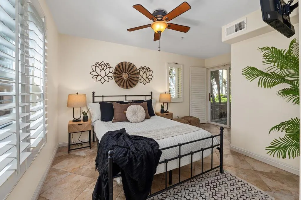 2760 Farragut 109, San Diego, California 92106 home-pic-22