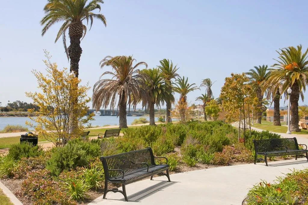 2760 Farragut 109, San Diego, California 92106 home-pic-26