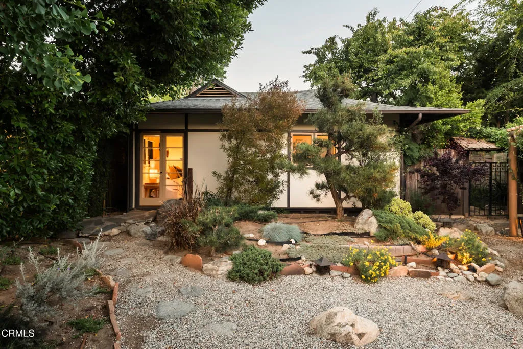 1364 N Harding Avenue, Pasadena, California 91104 home-pic-37