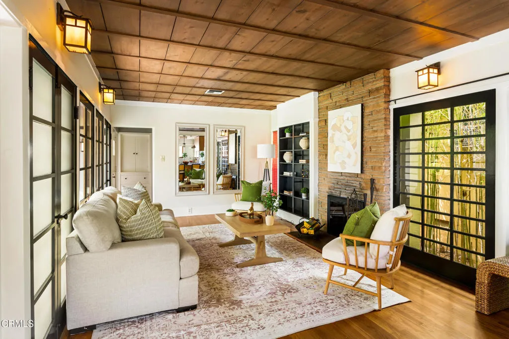 1364 N Harding Avenue, Pasadena, California 91104 home-pic-14