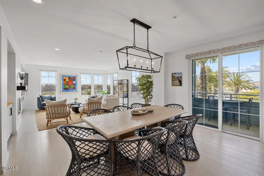 1437 Windshore Way, Oxnard, California 93035 home-pic-8