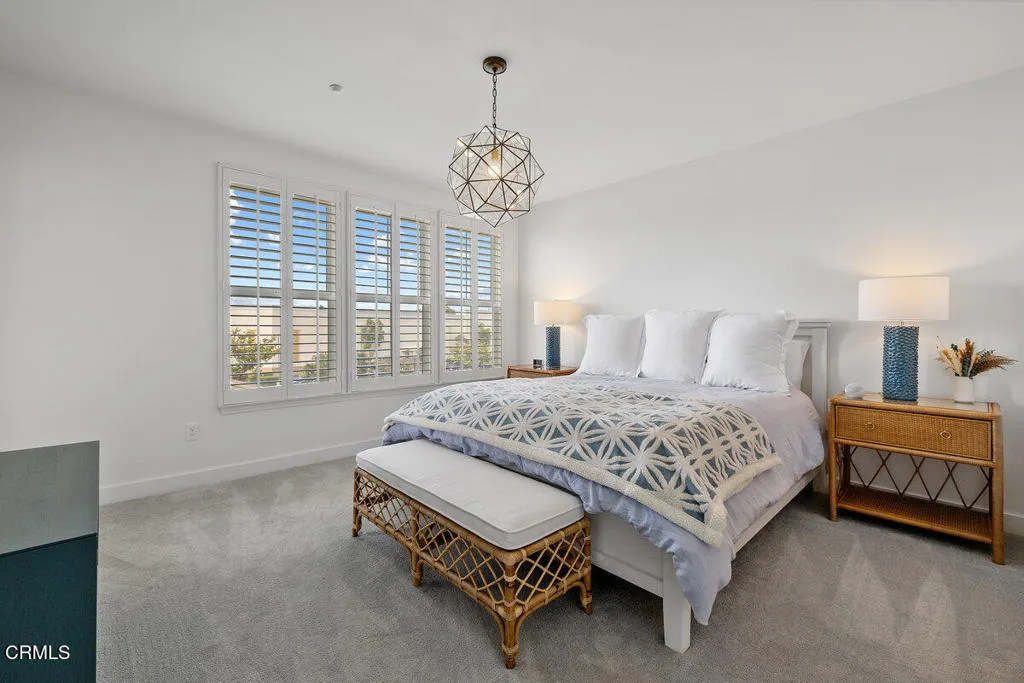1437 Windshore Way, Oxnard, California 93035 home-pic-17