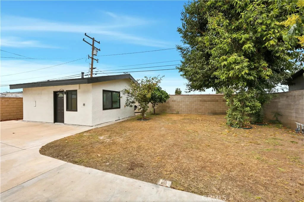 3143 Coolidge Avenue, Anaheim, California 92801 home-pic-68
