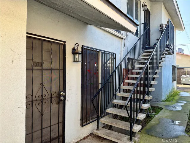 329 N Diana, Fresno, California 93701