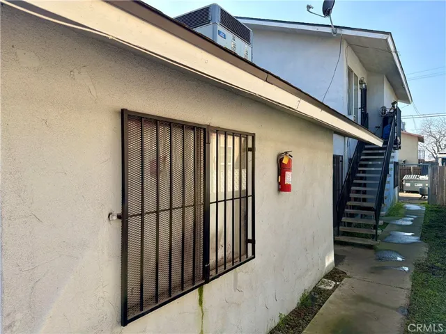 329 N Diana, Fresno, California 93701