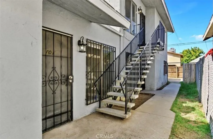 329 N Diana, Fresno, California 93701