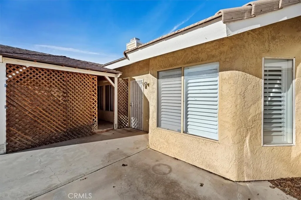 19185 Cochise, Apple Valley, California 92308 home-pic-44