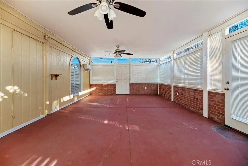 19185 Cochise, Apple Valley, California 92308 home-pic-28