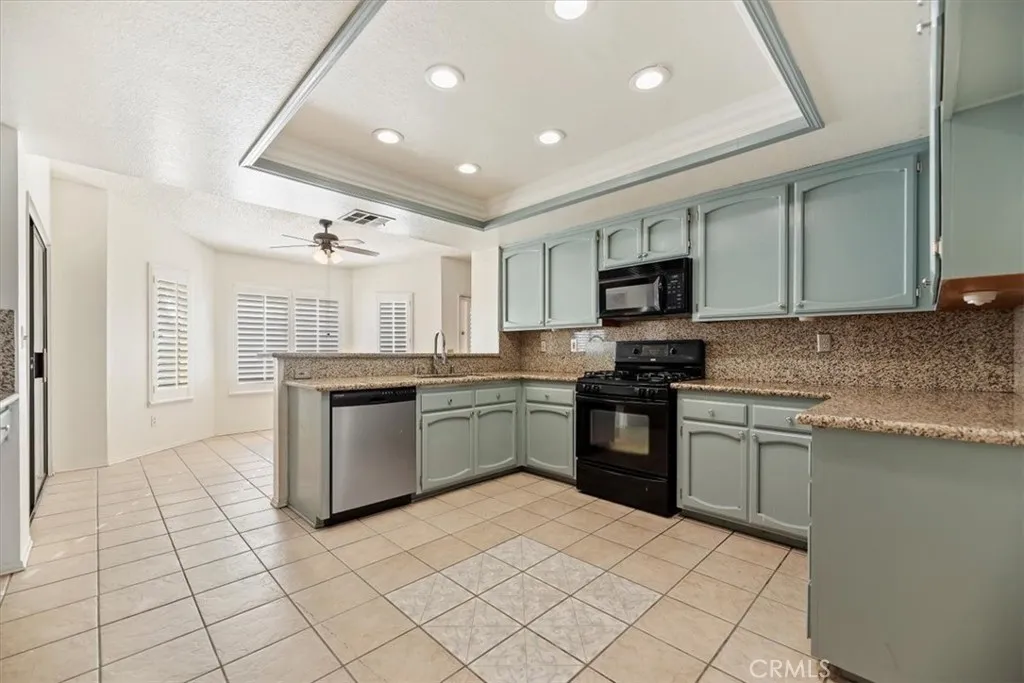 19185 Cochise, Apple Valley, California 92308 home-pic-22