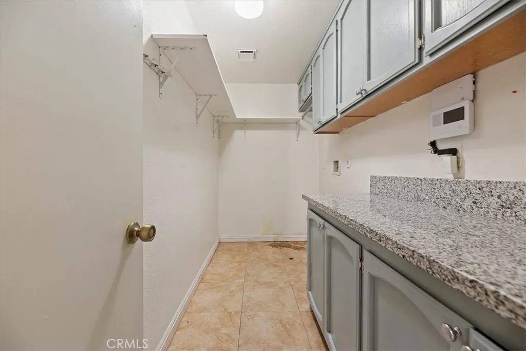 19185 Cochise, Apple Valley, California 92308 home-pic-23