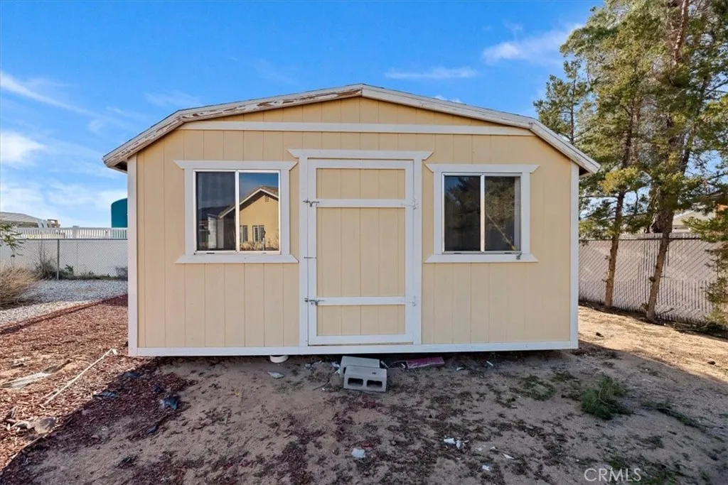 19185 Cochise, Apple Valley, California 92308 home-pic-48