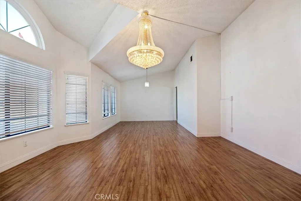 19185 Cochise, Apple Valley, California 92308 home-pic-10