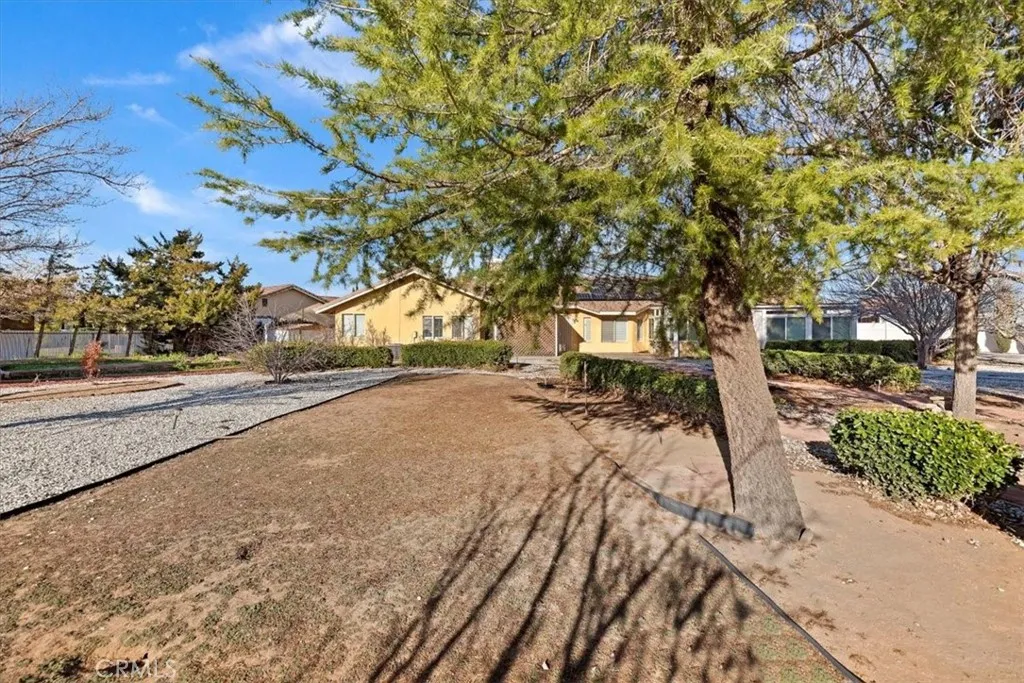 19185 Cochise, Apple Valley, California 92308 home-pic-51