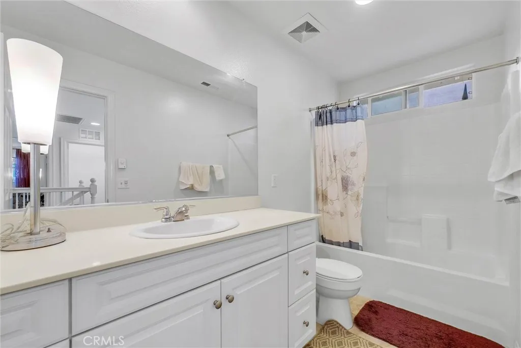 7042 Logsdon, Eastvale, California 92880 home-pic-21