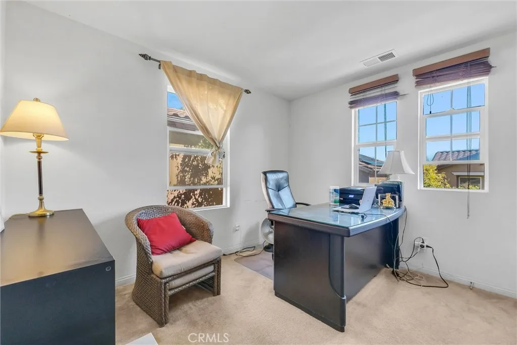 7042 Logsdon, Eastvale, California 92880 home-pic-15