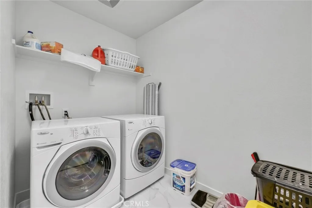7042 Logsdon, Eastvale, California 92880 home-pic-22