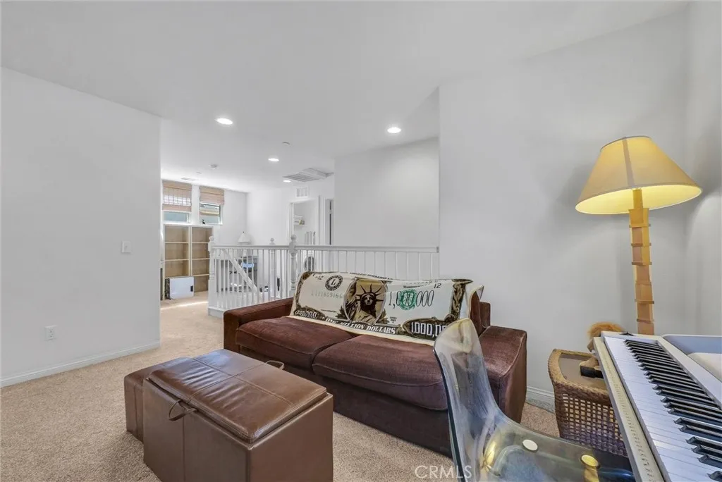 7042 Logsdon, Eastvale, California 92880 home-pic-5