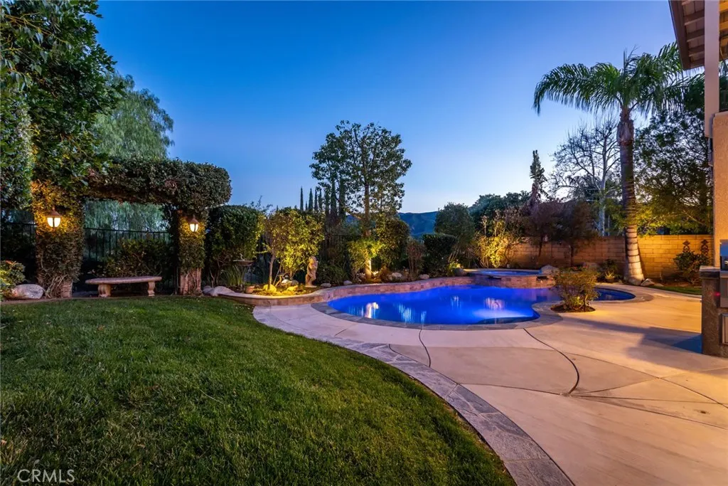 25830 De Quincy Place, Valencia, California 91381 home-pic-3