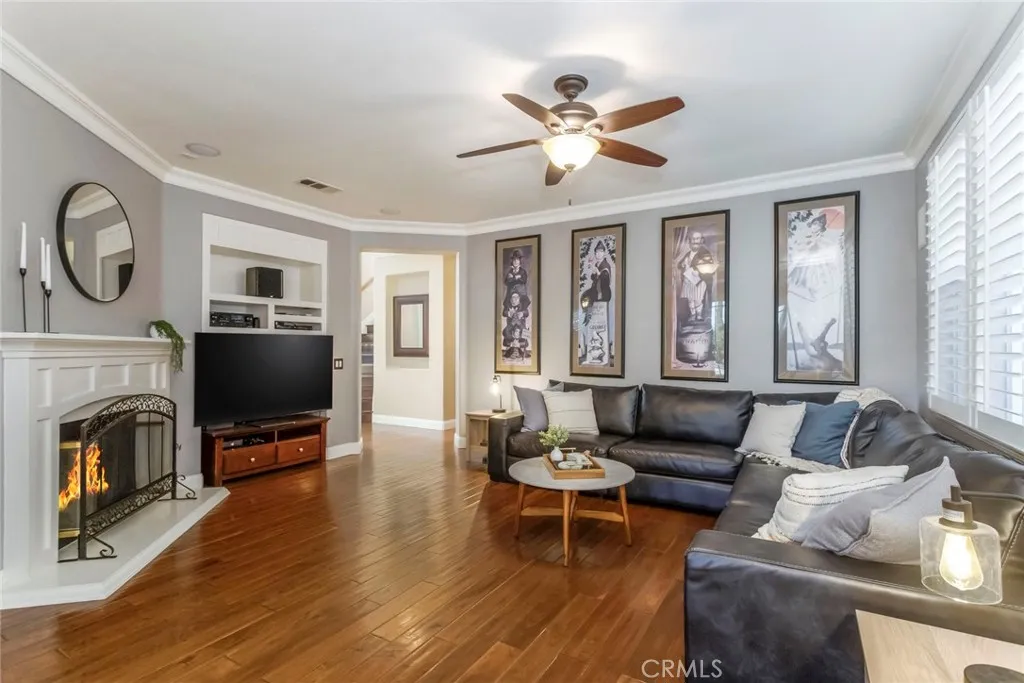 25830 De Quincy Place, Valencia, California 91381 home-pic-21