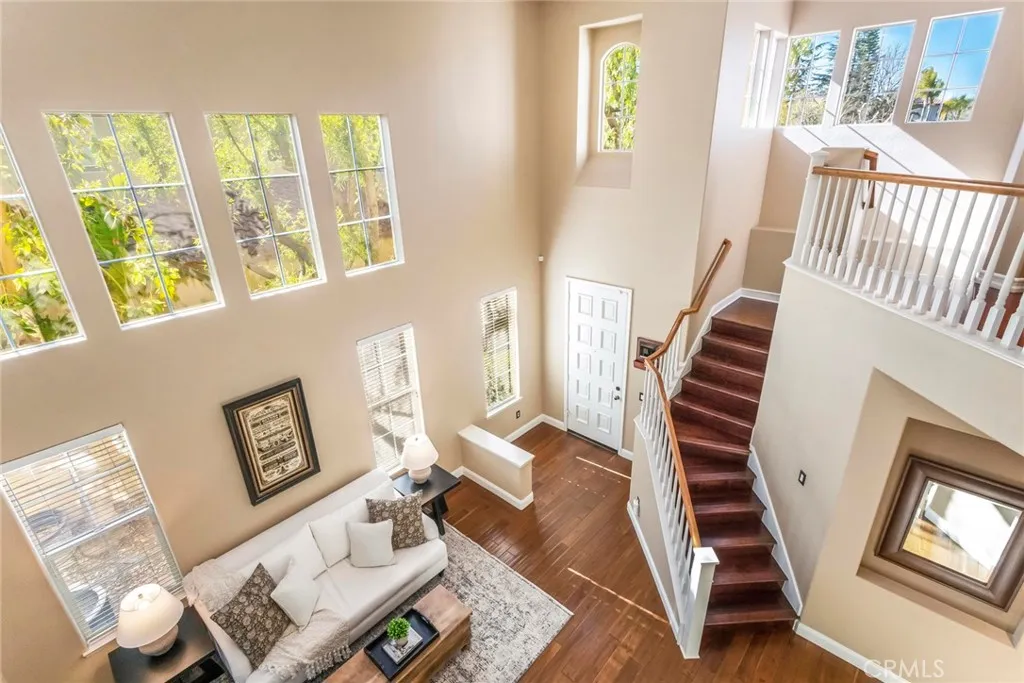 25830 De Quincy Place, Valencia, California 91381 home-pic-25