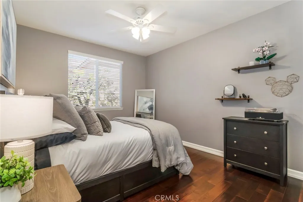 25830 De Quincy Place, Valencia, California 91381 home-pic-39