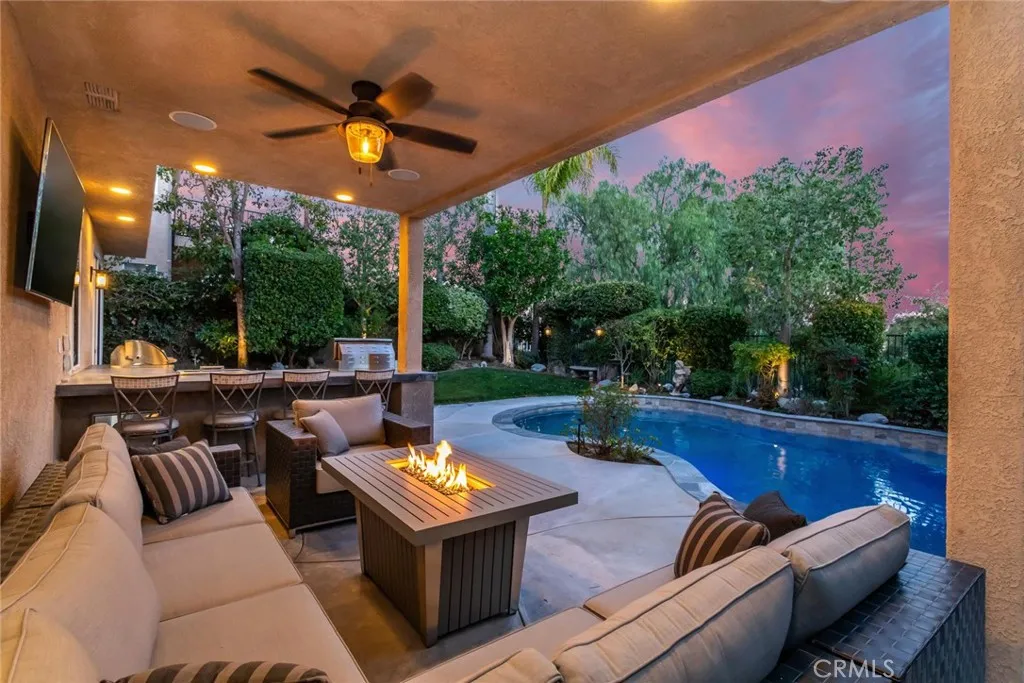 25830 De Quincy Place, Valencia, California 91381 home-pic-54