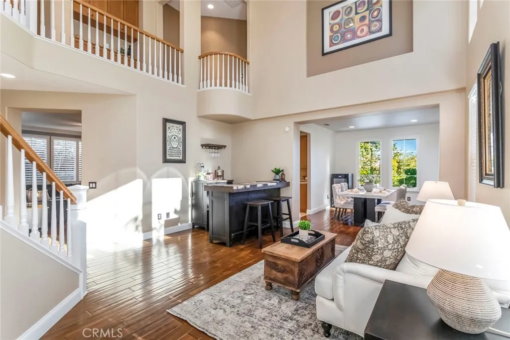 25830 De Quincy Place, Valencia, California 91381 home-pic-9