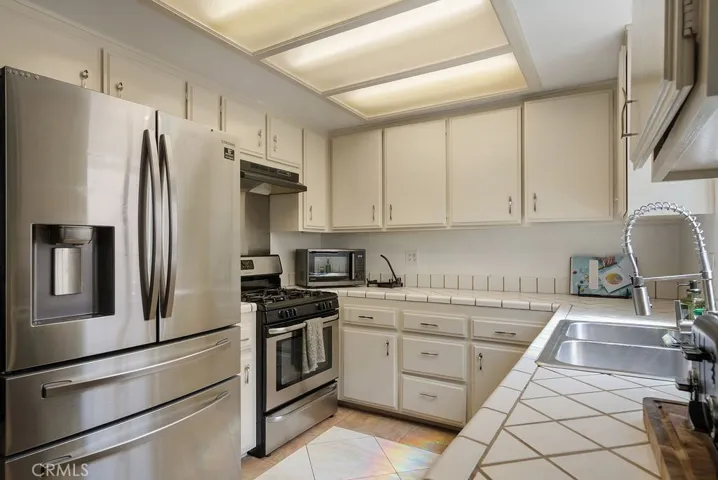 304 S Minnesota, Glendora, California 91741