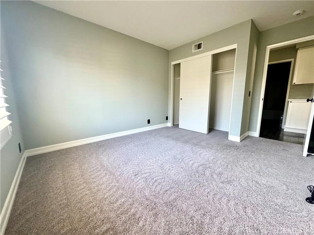 3410 E Lambeth Court F, Orange, California 92869 home-pic-7