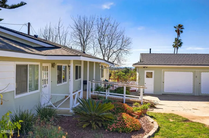 7-web-or-mls-UpmarketMedia-2474Fer-067