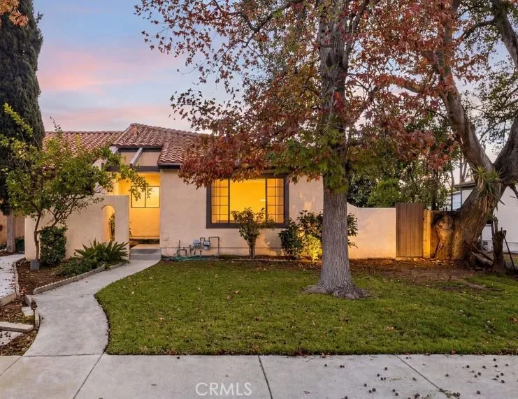 2066 Walnut, La Verne, California 91750 home-pic-0