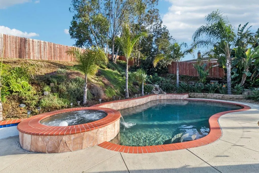 3365 S S Bonita St, Spring Valley, California 91977 home-pic-4