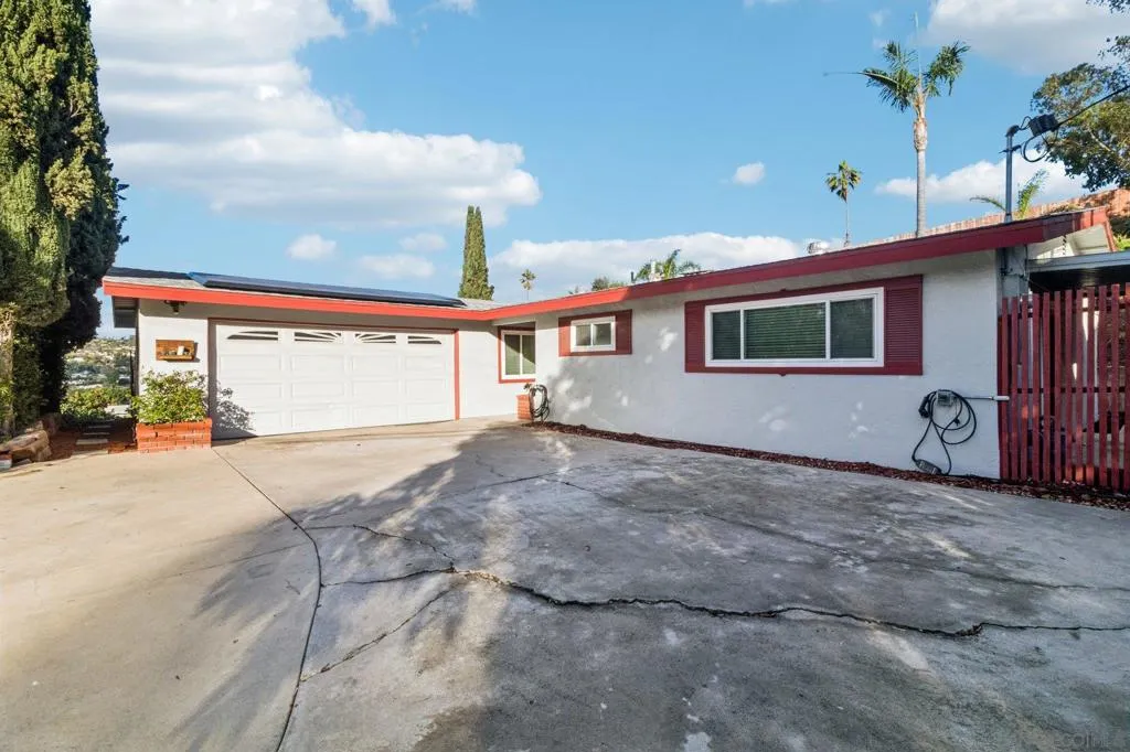 3365 S S Bonita St, Spring Valley, California 91977 home-pic-8