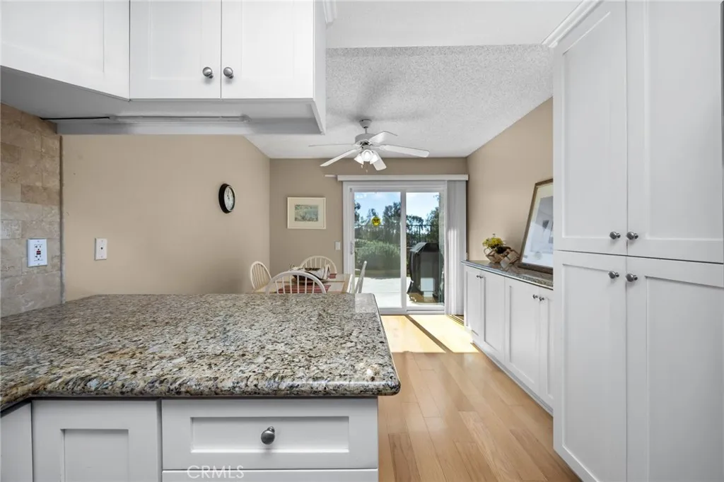 22312 Summit Hill Drive 41, Lake Forest, California 92630 home-pic-9