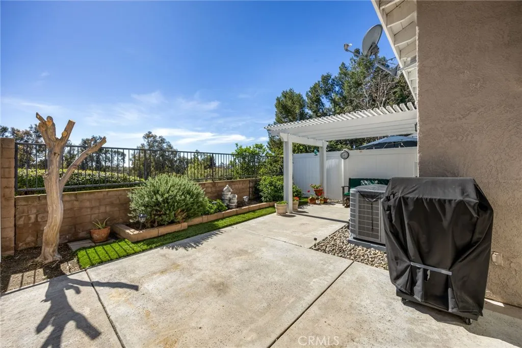 22312 Summit Hill Drive 41, Lake Forest, California 92630 home-pic-18