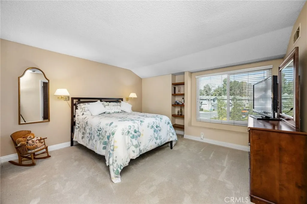 22312 Summit Hill Drive 41, Lake Forest, California 92630 home-pic-10