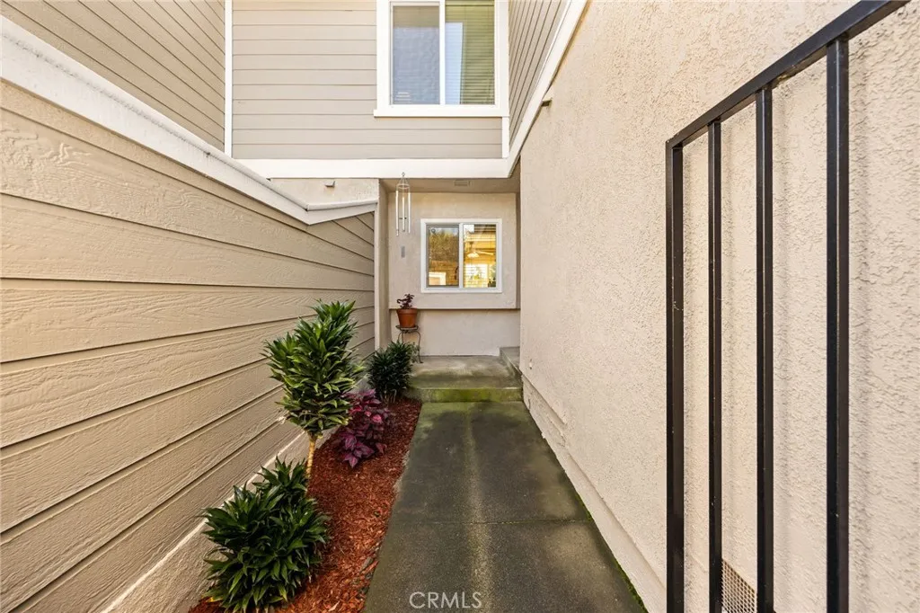 22312 Summit Hill Drive 41, Lake Forest, California 92630 home-pic-1
