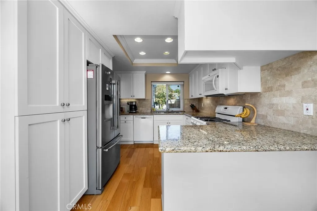 22312 Summit Hill Drive 41, Lake Forest, California 92630 home-pic-7