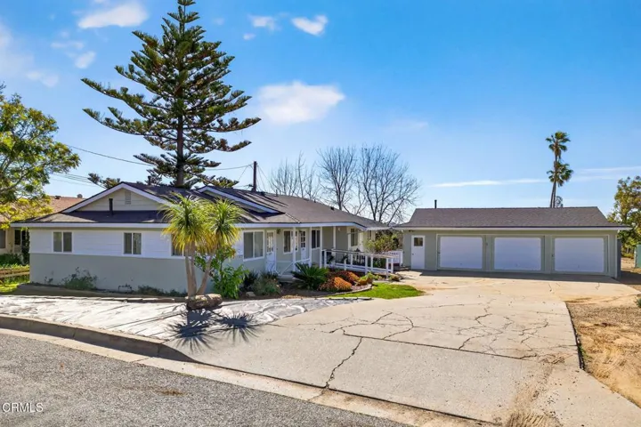 1-web-or-mls-UpmarketMedia-2474Fer-063