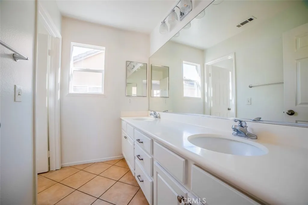 3653 Alhambra, Perris, California 92571 home-pic-16