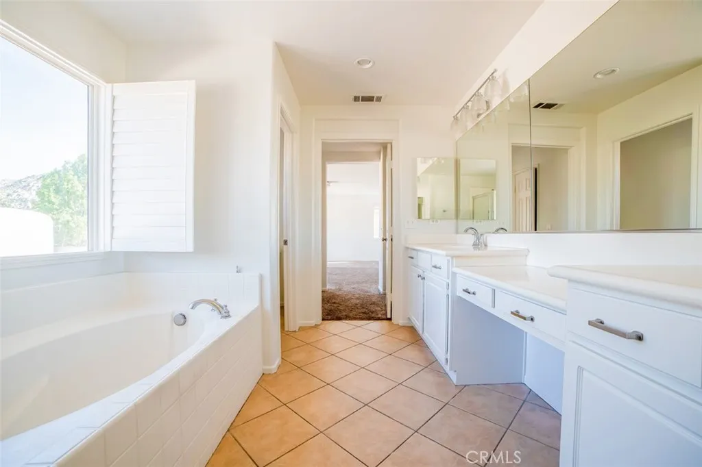 3653 Alhambra, Perris, California 92571 home-pic-11