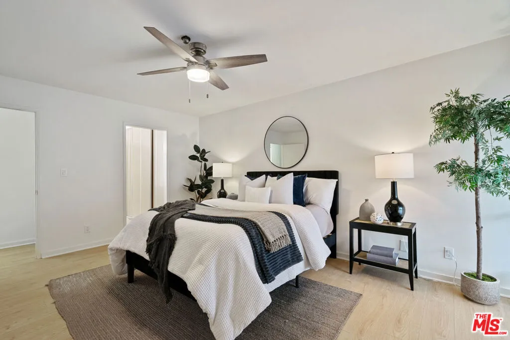 4900 Overland Avenue 205, Culver City, California 90230 home-pic-13