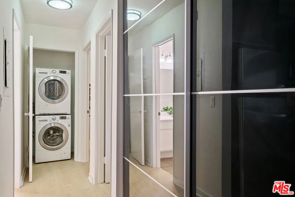 4900 Overland Avenue 205, Culver City, California 90230 home-pic-11