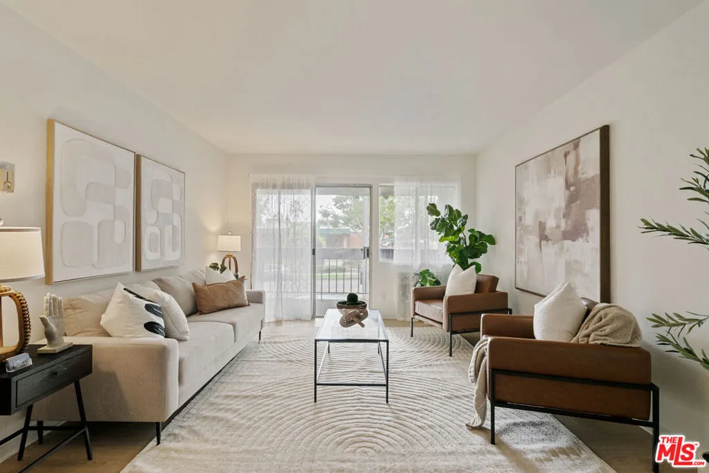 4900 Overland Avenue 205, Culver City, California 90230 home-pic-1