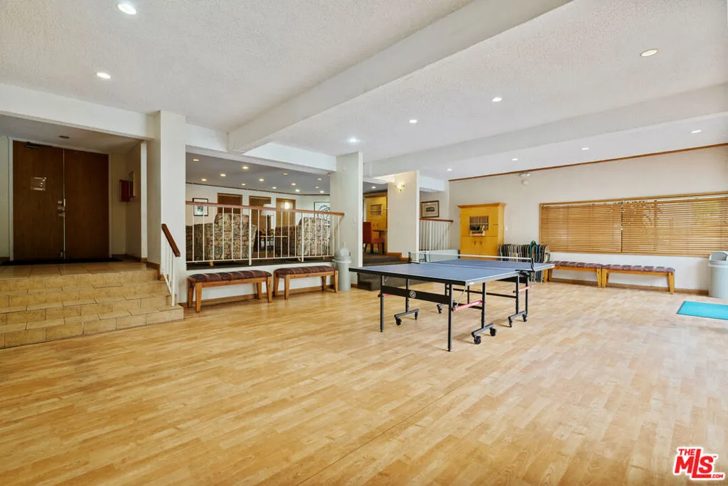 4900 Overland Avenue 205, Culver City, California 90230 home-pic-18
