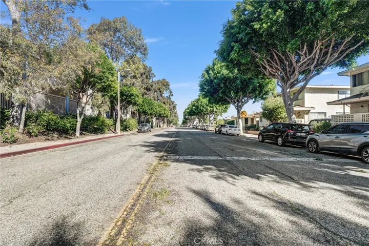 Street View Of Birch Ave