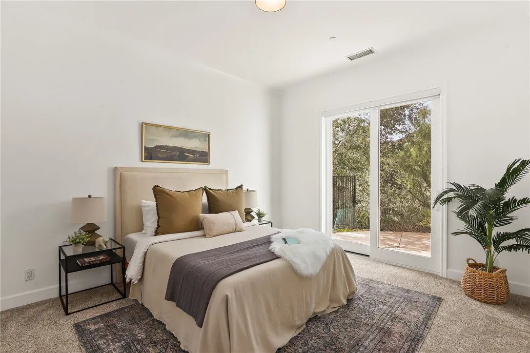 238 Lake Sherwood Drive, Lake Sherwood, California 91361 home-pic-30