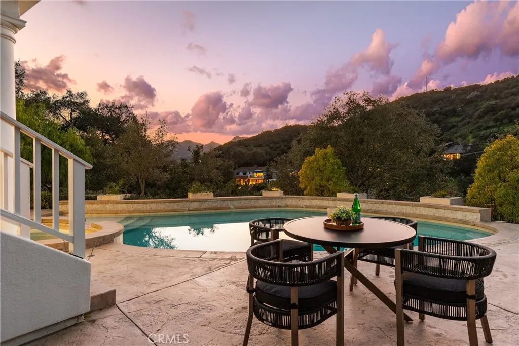 238 Lake Sherwood Drive, Lake Sherwood, California 91361 home-pic-33