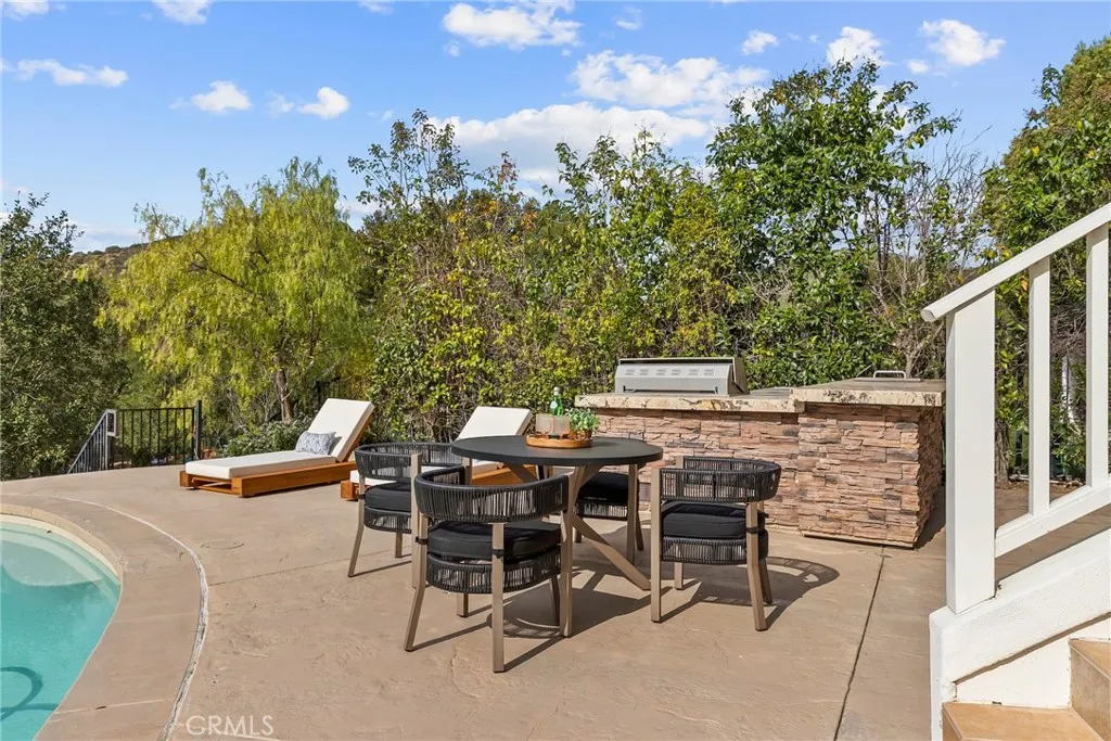 238 Lake Sherwood Drive, Lake Sherwood, California 91361 home-pic-34